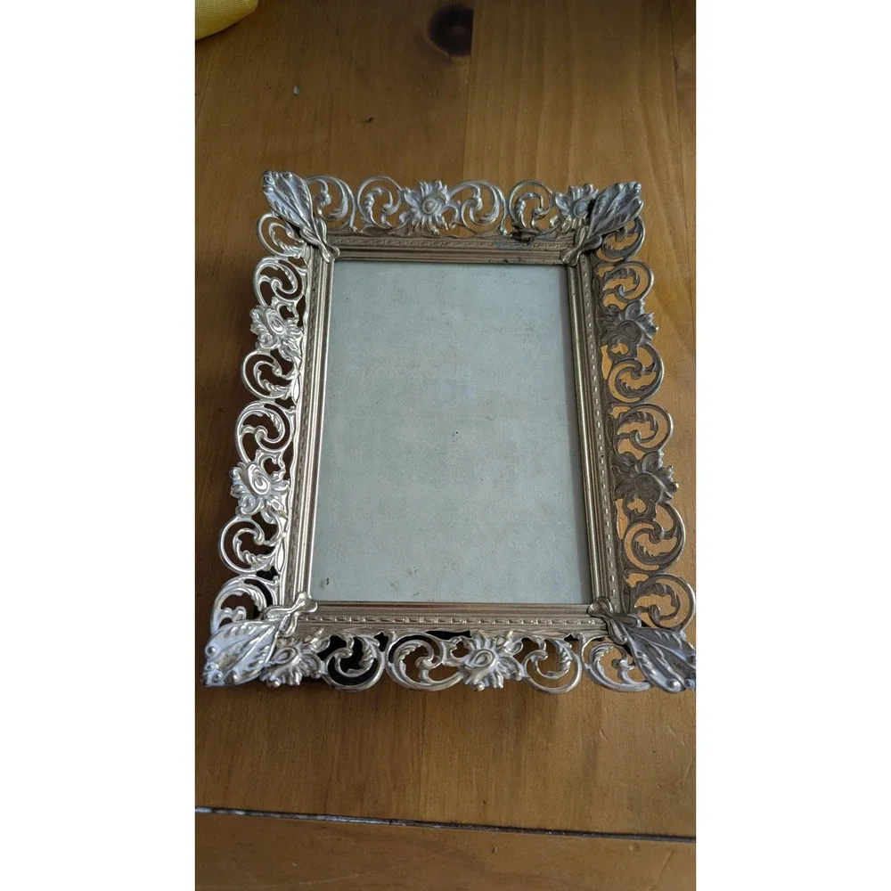 Vintage Ornate Gold Filigree Metal Picture Frame Floral Scrollwork 5x3.5